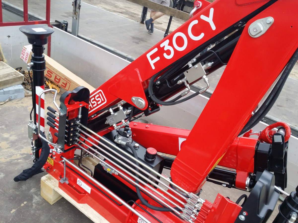 КМУ Fassi F30CY.0.23 фото