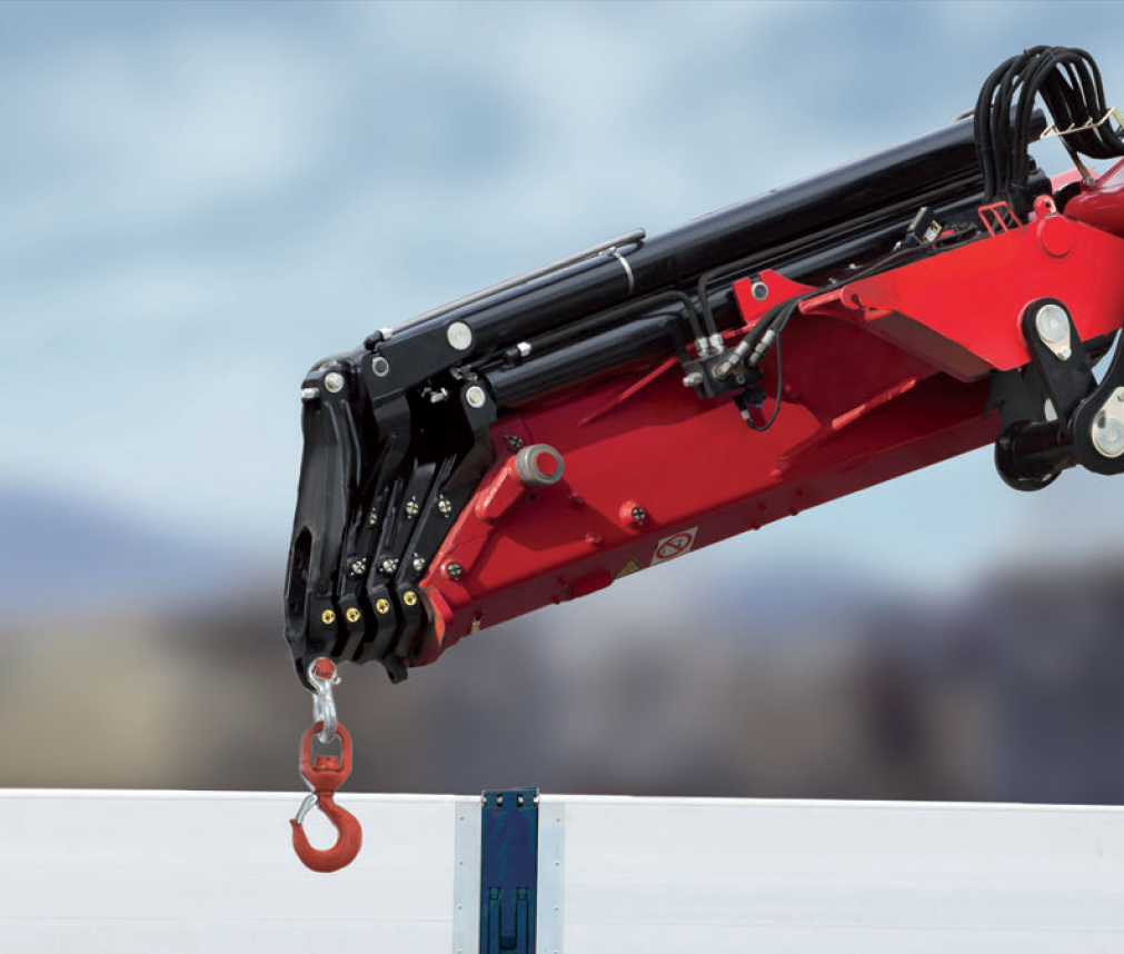 КМУ Fassi F710RA.2.28 L214